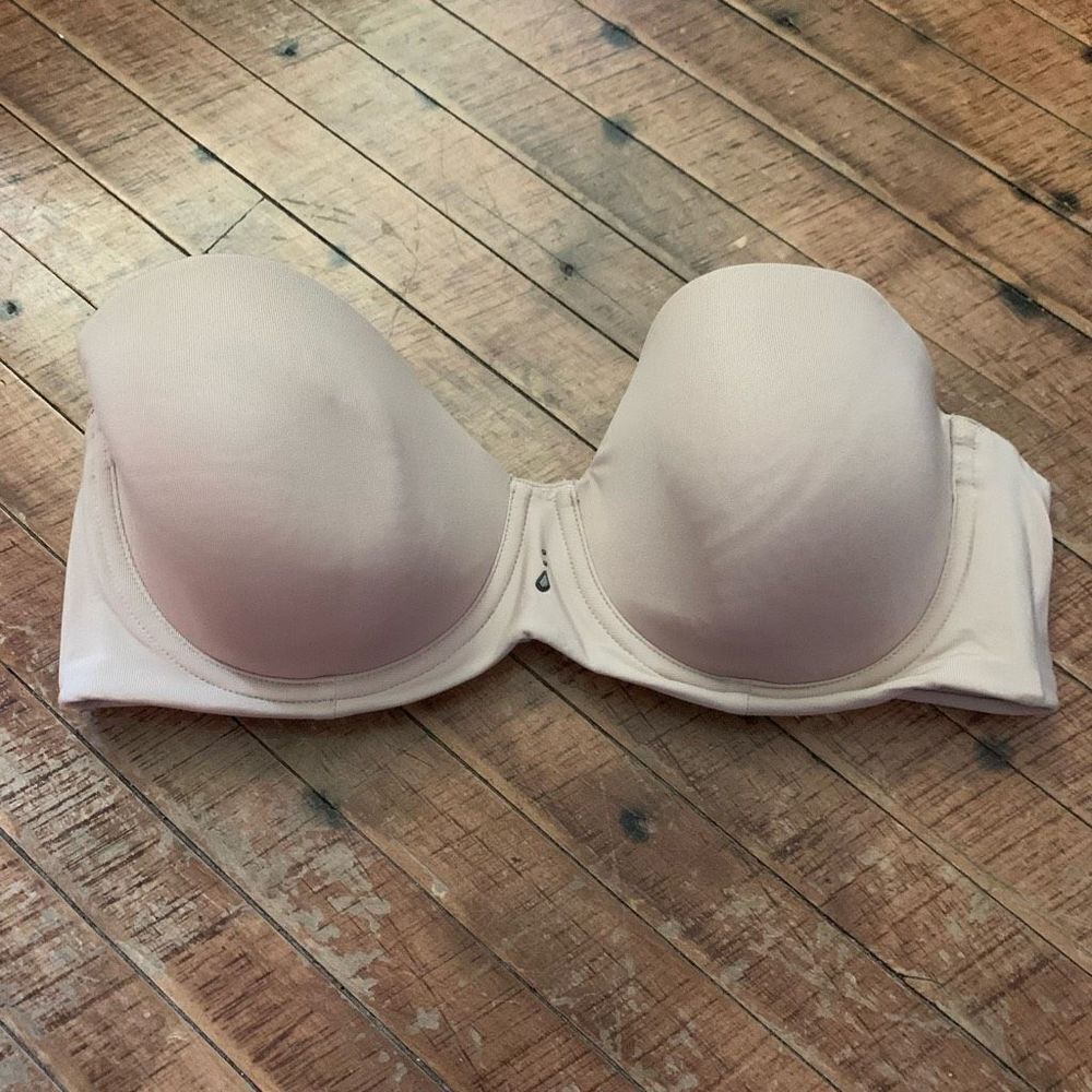 Soma nude strapless Alluring multi-way 36C bra